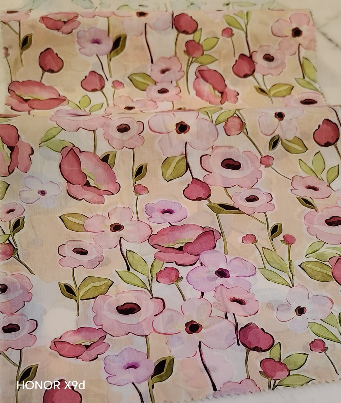 100% Cotton Tana Lawn 44"